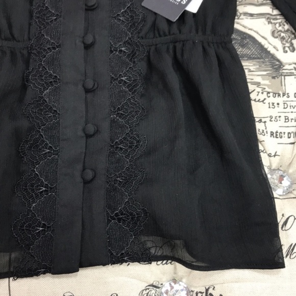 Guess Off-The-Shoulder Lace-Trim Top - Picture 2 of 5